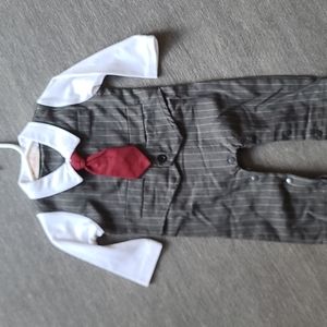 3-6 month onesie suit with tie